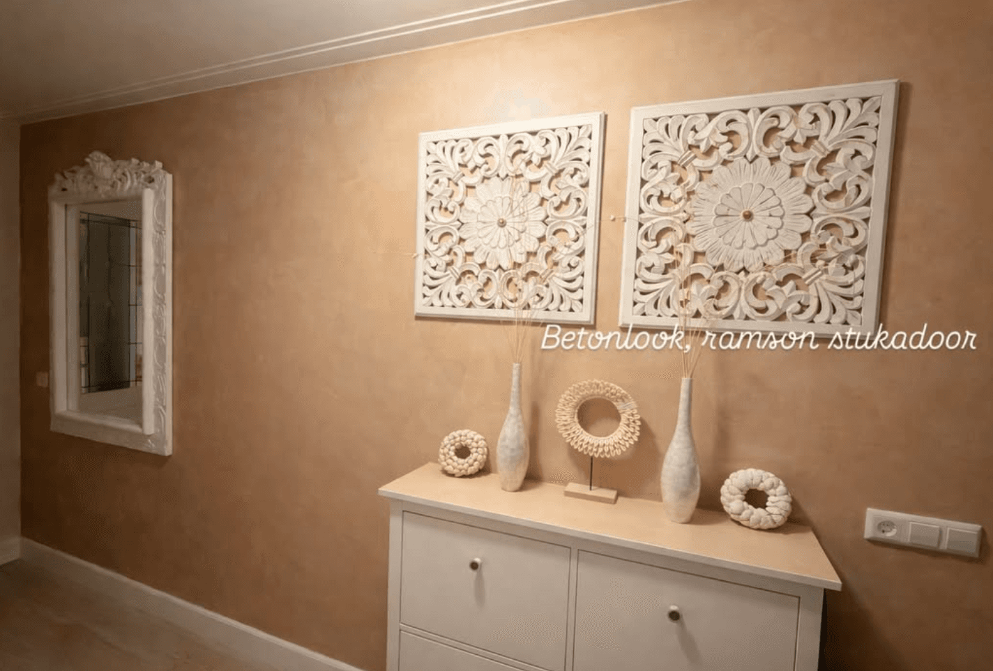 Gang wand afwerken met betonlook